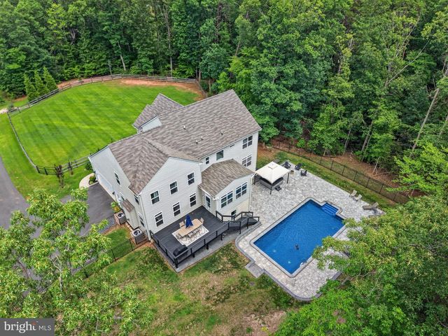 526 FAIR HAVENS LN, Fredericksburg, VA 22406