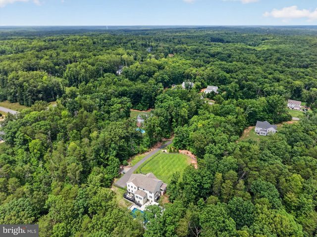 526 FAIR HAVENS LN, Fredericksburg, VA 22406