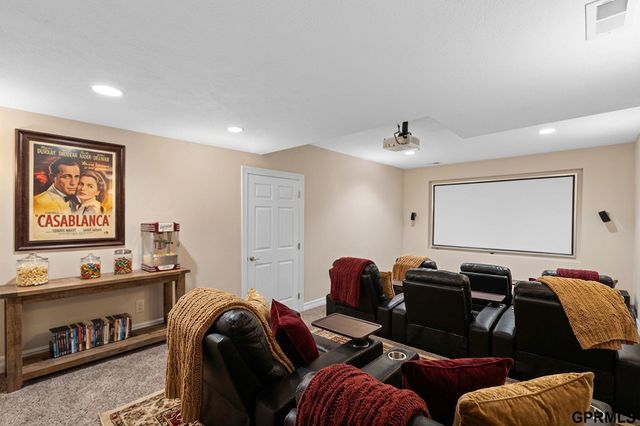 17055 Corby Street, Omaha, NE 68116