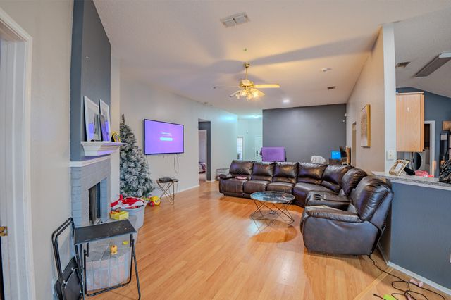 2401 Kelton Street, Fort Worth, TX 76133