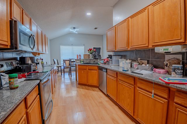 2401 Kelton Street, Fort Worth, TX 76133