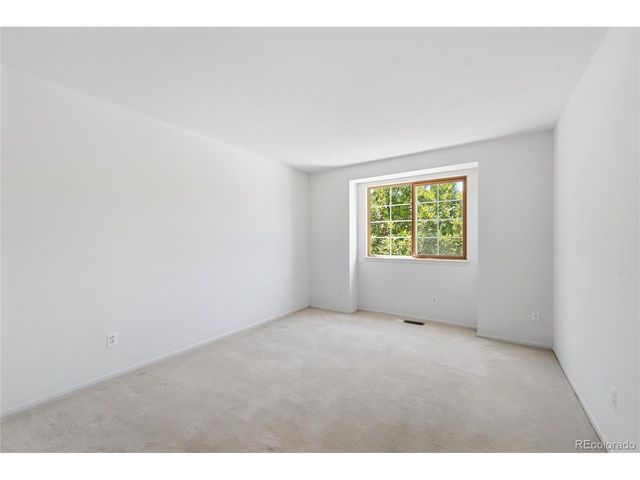7670 S Hudson St, Littleton, CO 80122