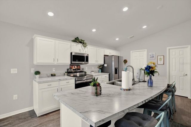 117 EAGLE SUMMIT DRIVE, Ruskin, FL 33570