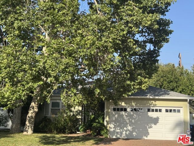 5702 Vesper Avenue, Van Nuys (los Angeles), CA 91411