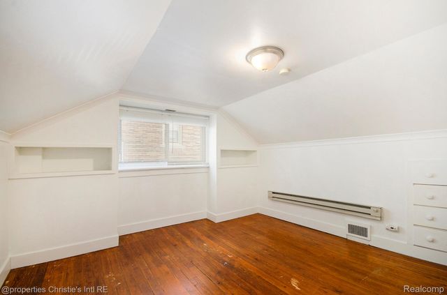 4356 HARVARD Road, Detroit, MI 48224