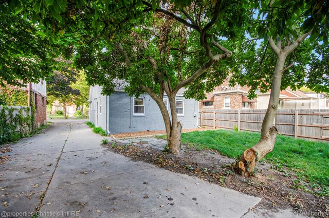 4356 HARVARD Road, Detroit, MI 48224