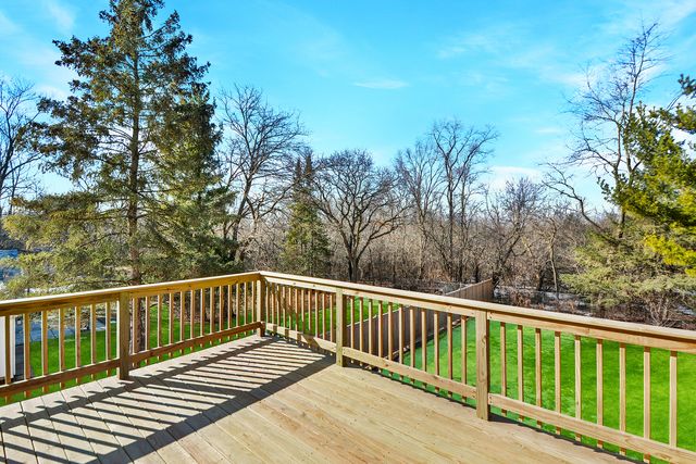 28722 N Madison Avenue, Wauconda, IL 60084