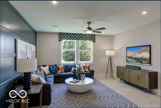 9602 Fall Creek Road, Indianapolis, IN 46256
