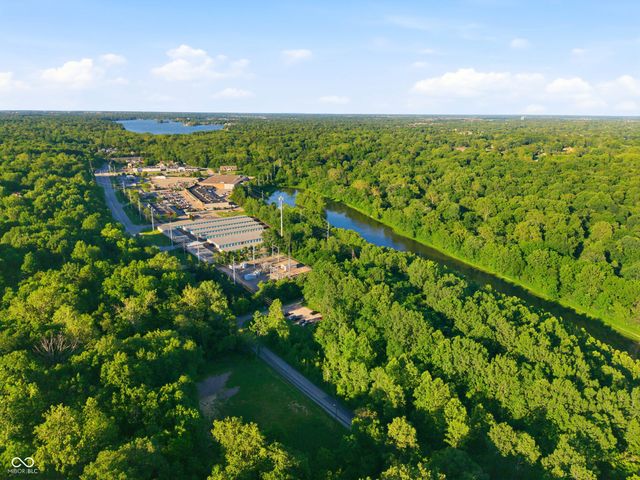 9602 Fall Creek Road, Indianapolis, IN 46256