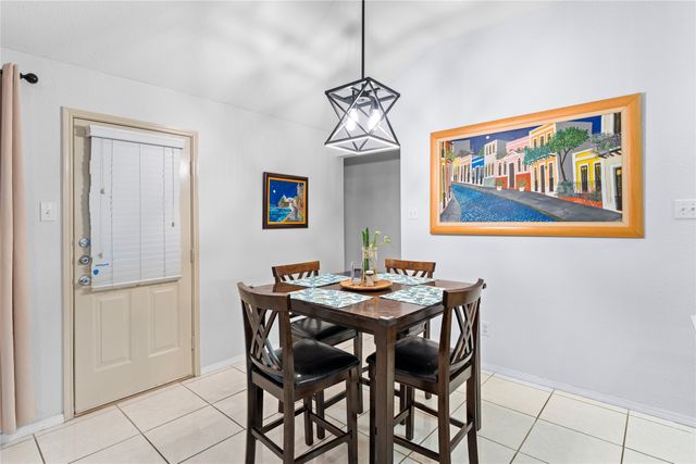 9225 Conestoga Drive, Fort Worth, TX 76131