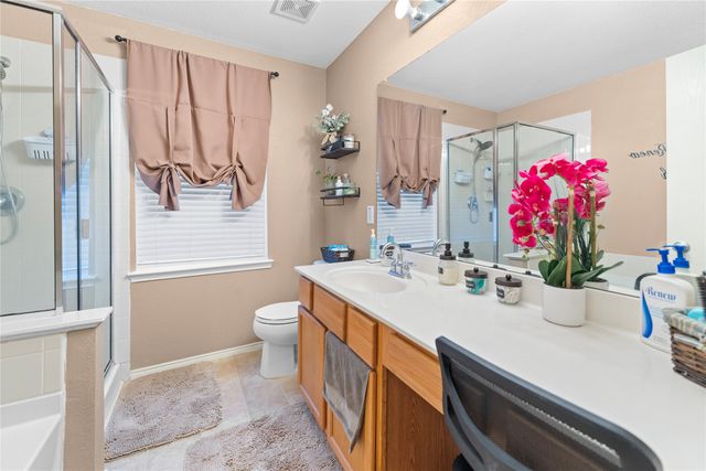 9225 Conestoga Drive, Fort Worth, TX 76131