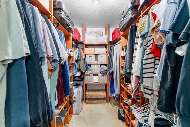 9225 Conestoga Drive, Fort Worth, TX 76131
