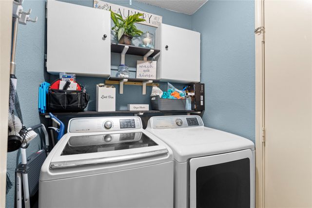 9225 Conestoga Drive, Fort Worth, TX 76131
