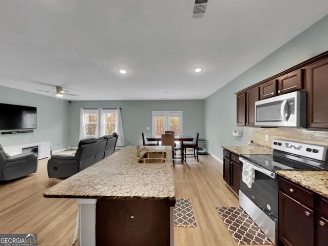 1323 Hudson Court, Bethlehem, GA 30620