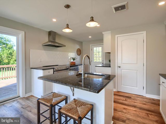 491 N MILL RD, Kennett Square, PA 19348