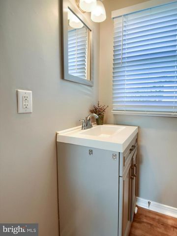 491 N MILL RD, Kennett Square, PA 19348