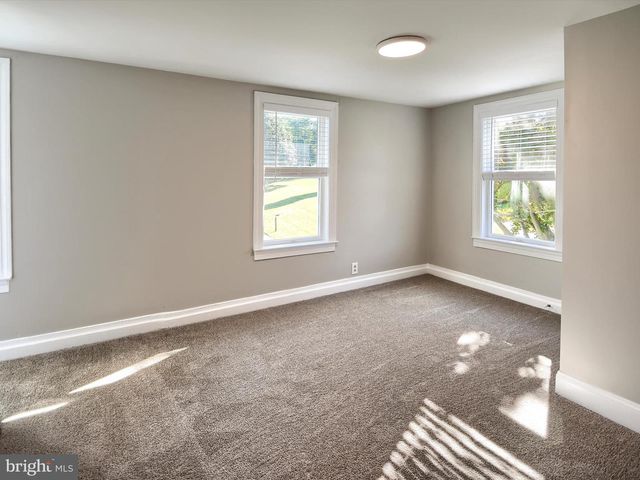 491 N MILL RD, Kennett Square, PA 19348