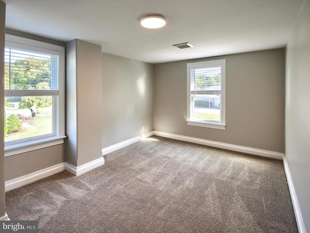 491 N MILL RD, Kennett Square, PA 19348