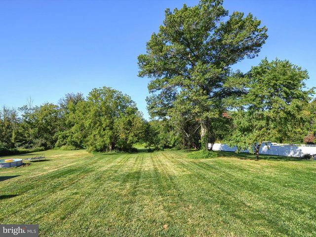 491 N MILL RD, Kennett Square, PA 19348