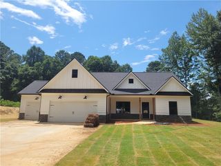 877 Highway 101 N, Dallas, GA 30157
