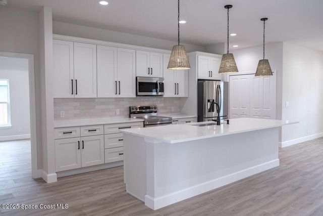 298 Lachine Street SW, Palm Bay, FL 32908