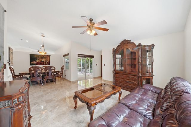 5787 SW 57th Way, Davie, FL 33314