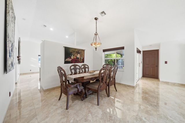 5787 SW 57th Way, Davie, FL 33314