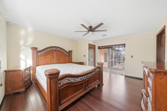5787 SW 57th Way, Davie, FL 33314