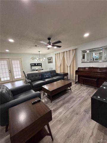 1205 Elm Street, Mission, TX 78572