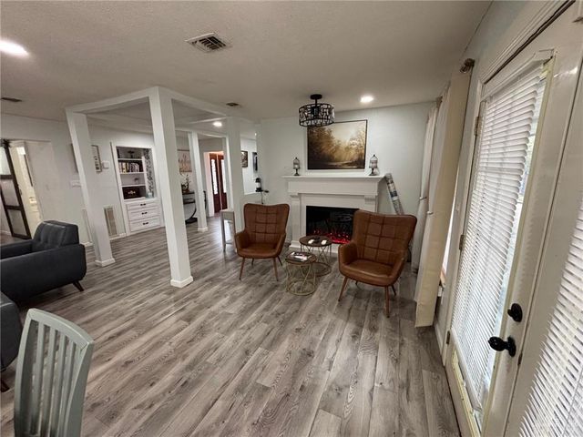 1205 Elm Street, Mission, TX 78572