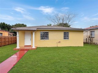 111 SW 67th Ct, Miami, FL 33144
