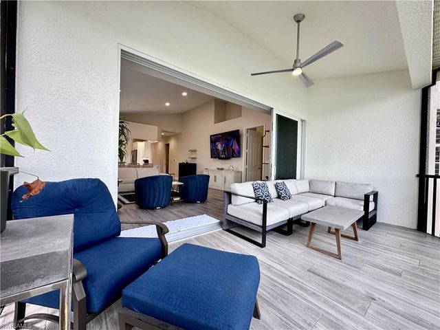 6438 Legacy CIR 304, Naples, FL 34113