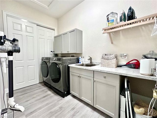 6438 Legacy CIR 304, Naples, FL 34113