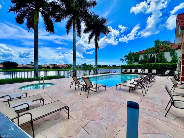6438 Legacy CIR 304, Naples, FL 34113