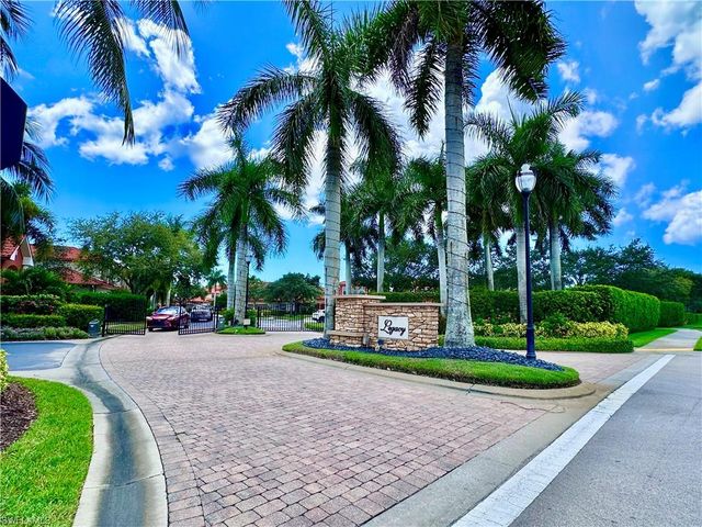 6438 Legacy CIR 304, Naples, FL 34113