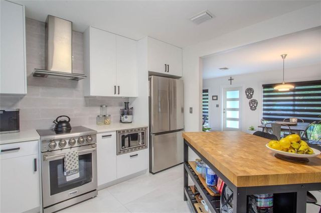 1032 SW 15th Ter, Fort Lauderdale, FL 33312
