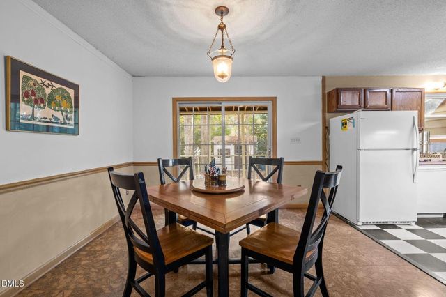 2 Drakesway Court, Durham, NC 27713