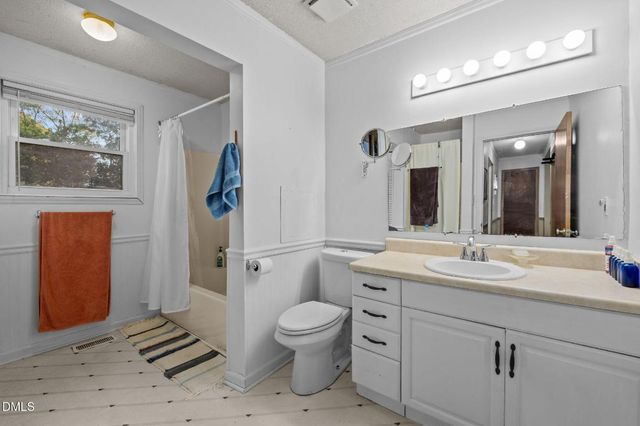 2 Drakesway Court, Durham, NC 27713