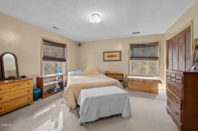 2 Drakesway Court, Durham, NC 27713