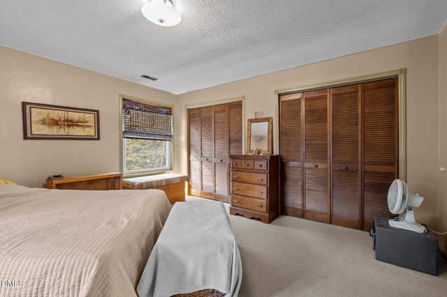 2 Drakesway Court, Durham, NC 27713