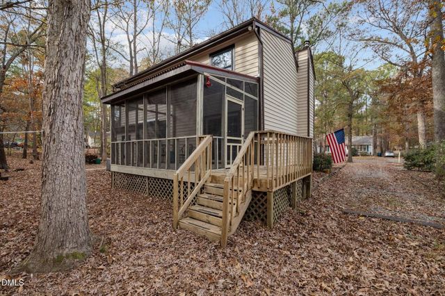 2 Drakesway Court, Durham, NC 27713