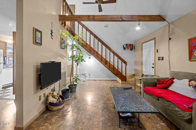 2 Drakesway Court, Durham, NC 27713