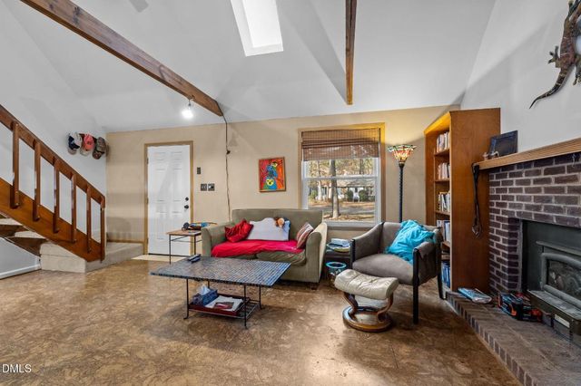 2 Drakesway Court, Durham, NC 27713