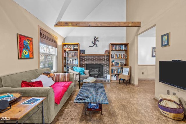 2 Drakesway Court, Durham, NC 27713