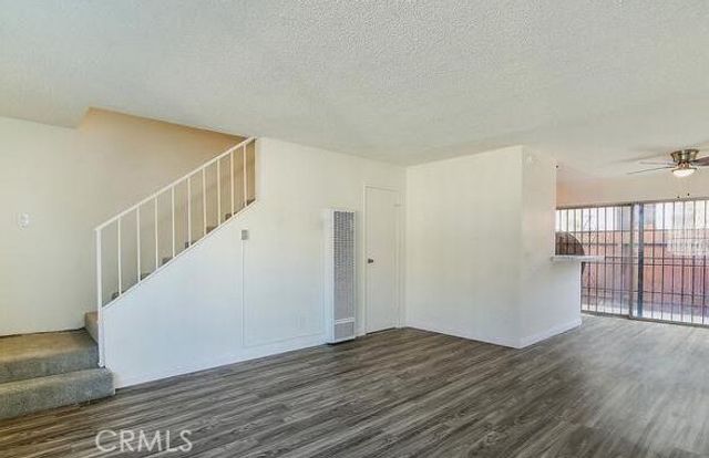 1238 W 87th 1, Los Angeles, CA 90044
