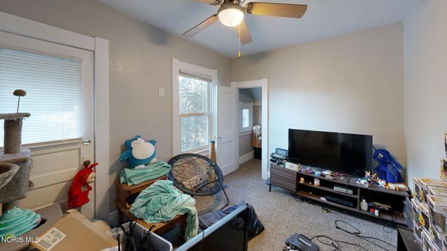 823 Toronto Avenue, Toledo, OH 43609