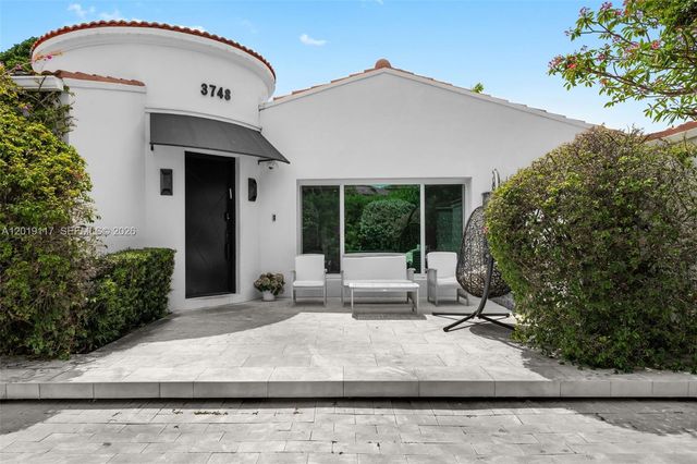 3748 Prairie Ave, Miami Beach, FL 33140