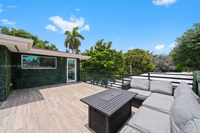 3748 Prairie Ave, Miami Beach, FL 33140