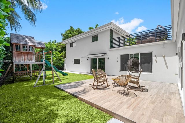 3748 Prairie Ave, Miami Beach, FL 33140