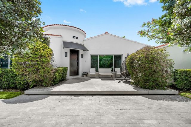 3748 Prairie Ave, Miami Beach, FL 33140